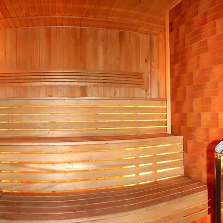 Alpiyka Guest house 4*